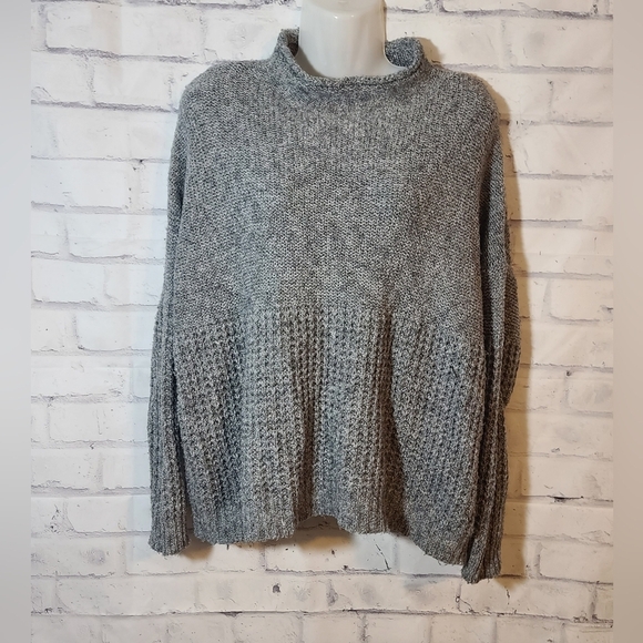 American Eagle Outfitters Sweaters - American Eagle Gray Mockneck Sweater XL